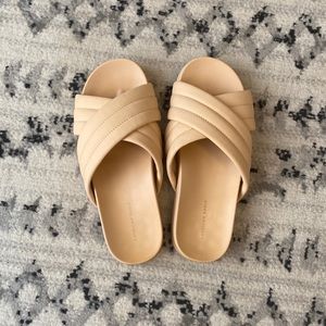 American Eagle Saturday Slides